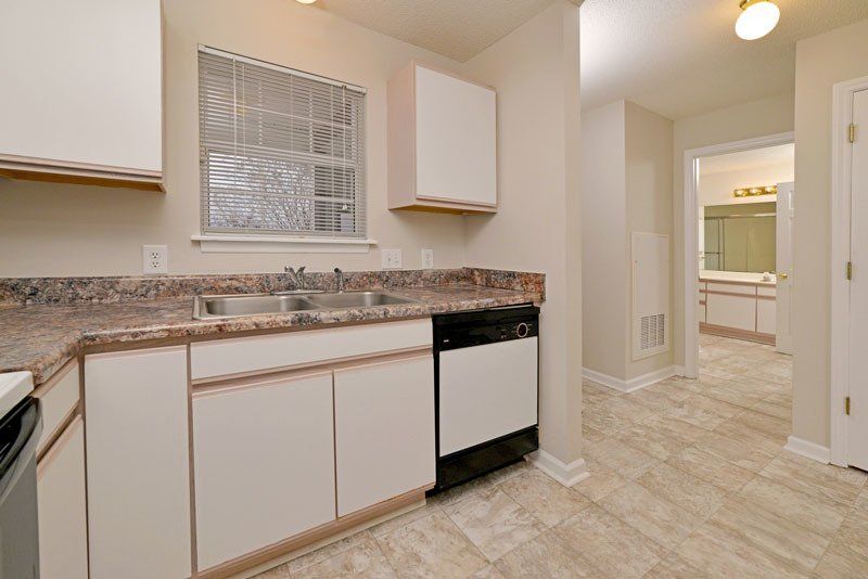 Crest- Kitchen