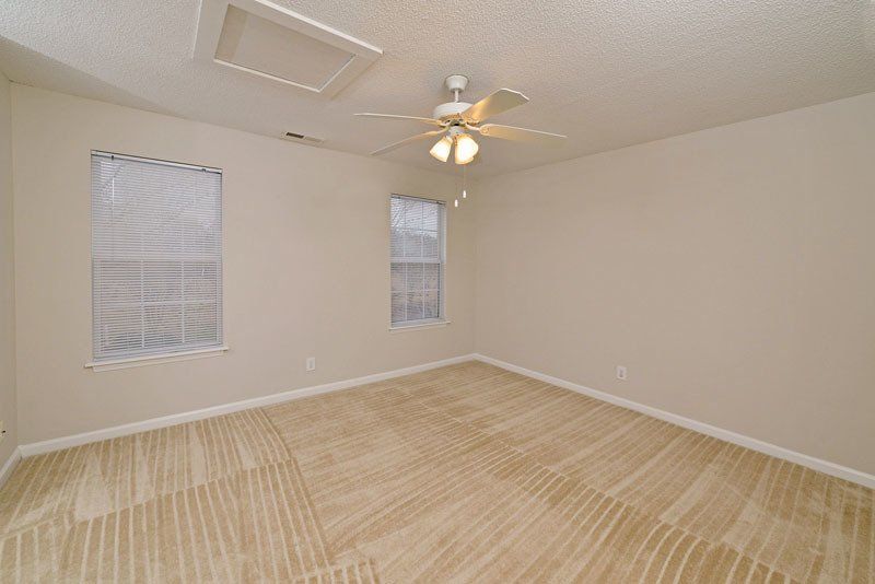Crest- Bedroom