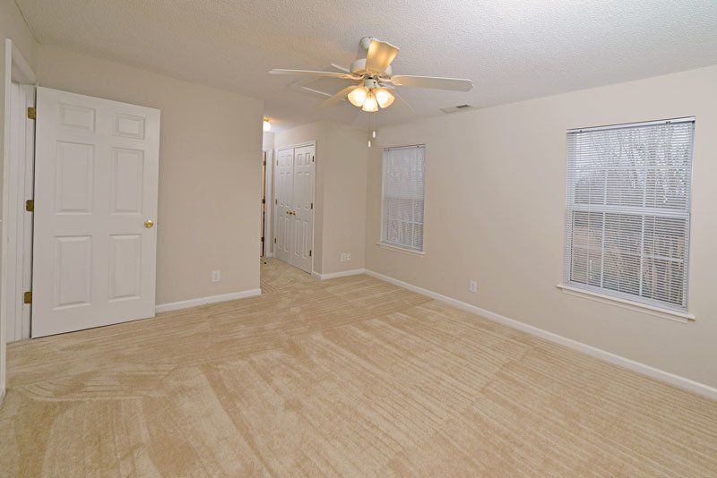 Crest- Bedroom