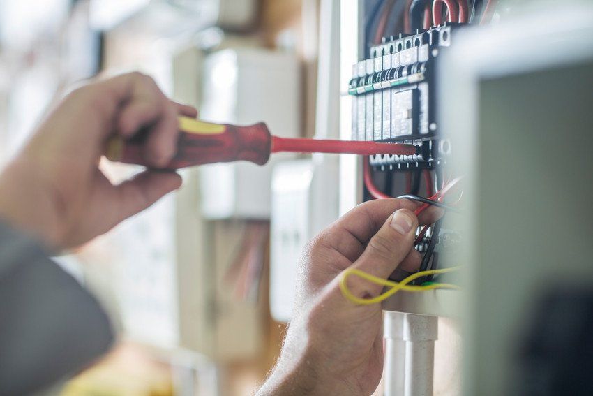 Mobile electricians