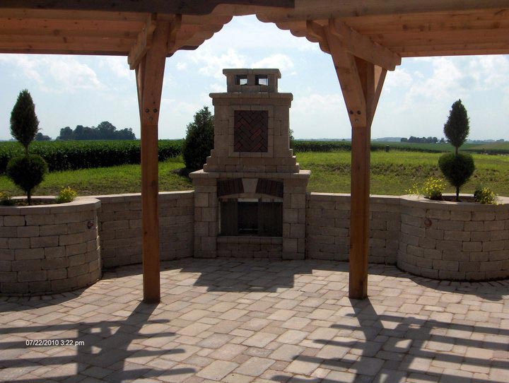Beautiful Landscape bricking installed in Mapleton, IL - Beal Landscaping Beautiful Landscape bricking installed in Mapleton, IL - Beal Landscaping