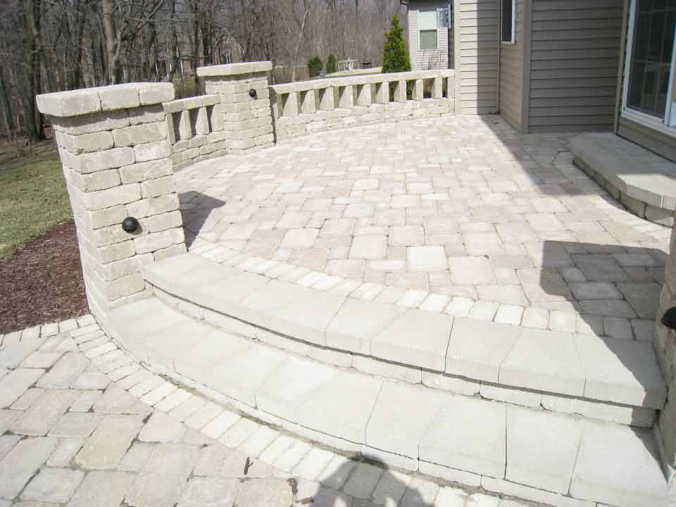 Nice landscape bricking installed around back of house in Mapleton, IL - Beal Landscaping