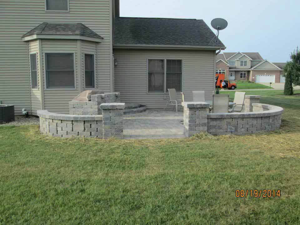 Nice outside patio installed in Mapleton, IL - Beal Landscaping