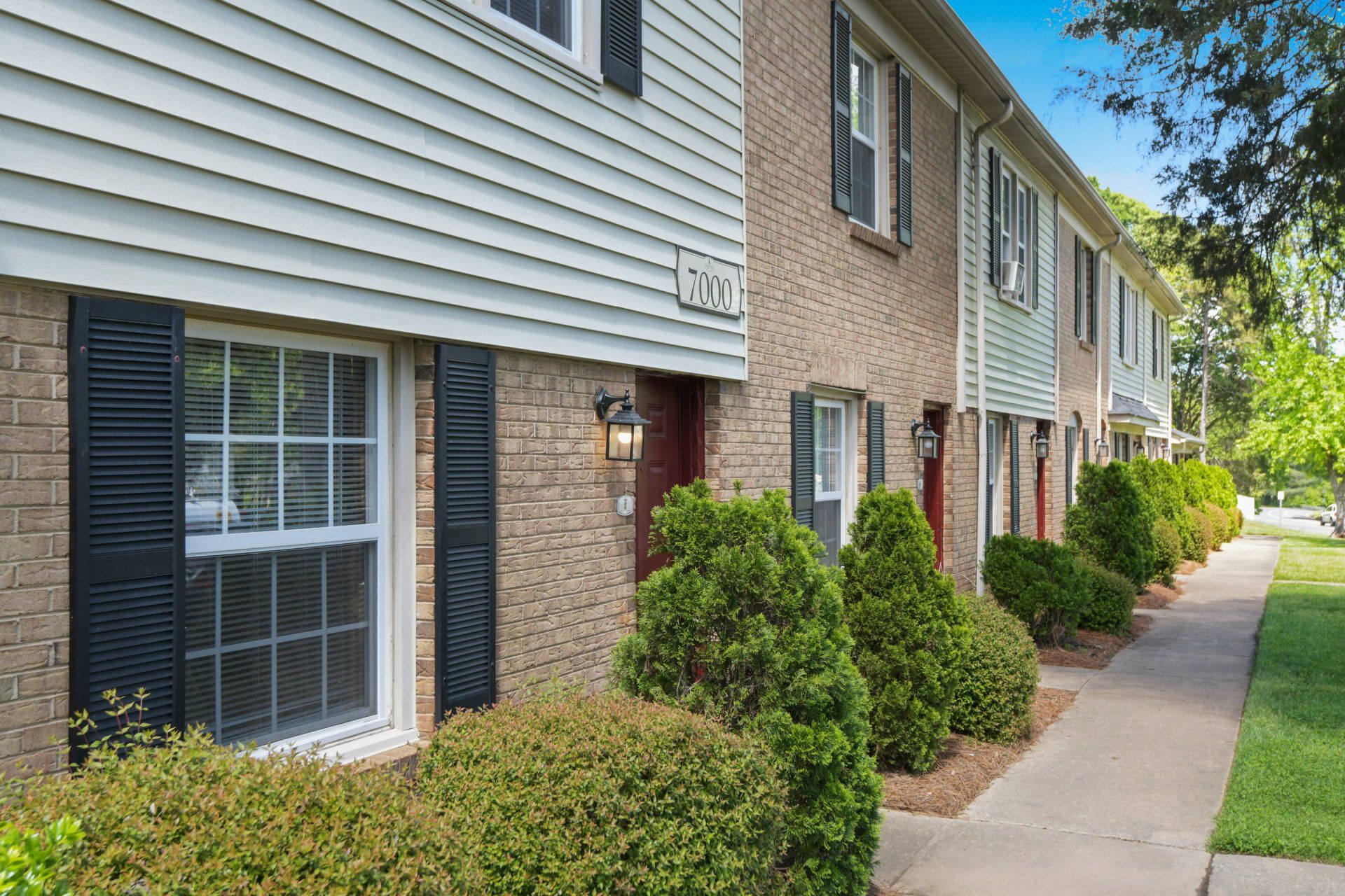 Exterior | Sharon Pines Apartment Homes