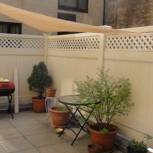 PVC Fence installation for Manhattan, NY