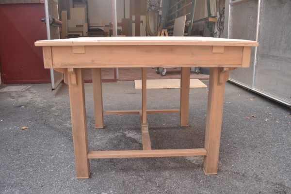 Tavolo in legno
