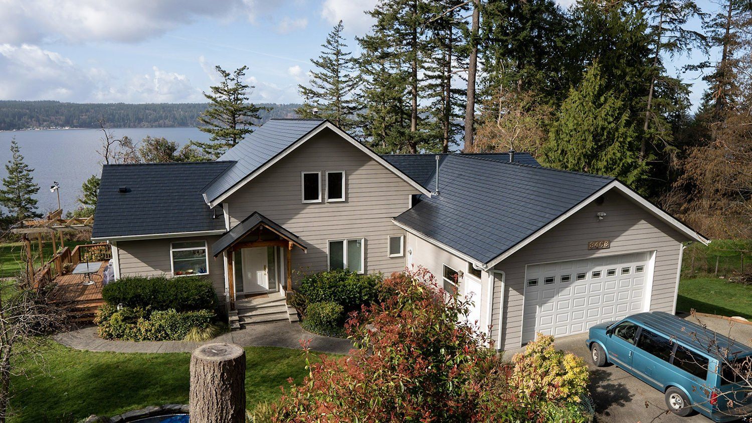 Langley WA 98260 Interlock Metal Roofing Black Aluminum Slate Roof