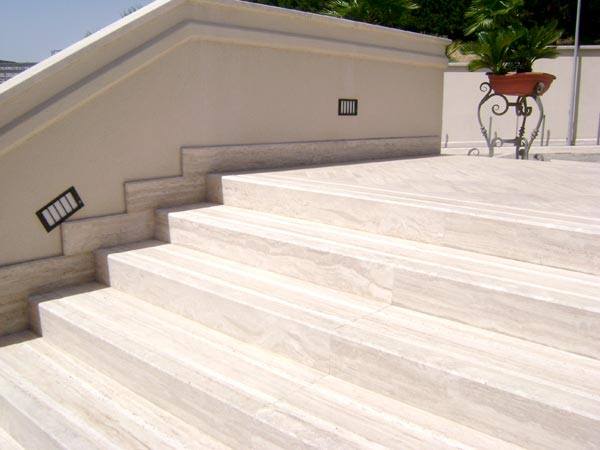 Gradini in marmo