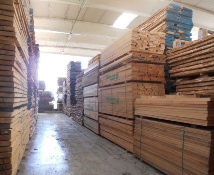 delle lastre di legno