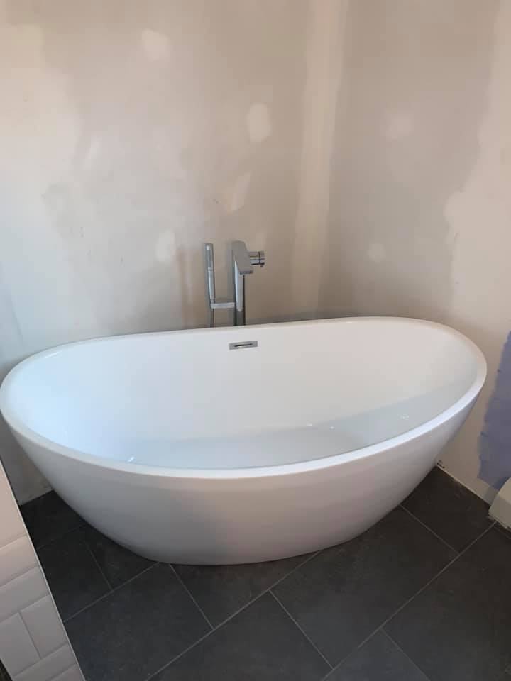 Bathtub install