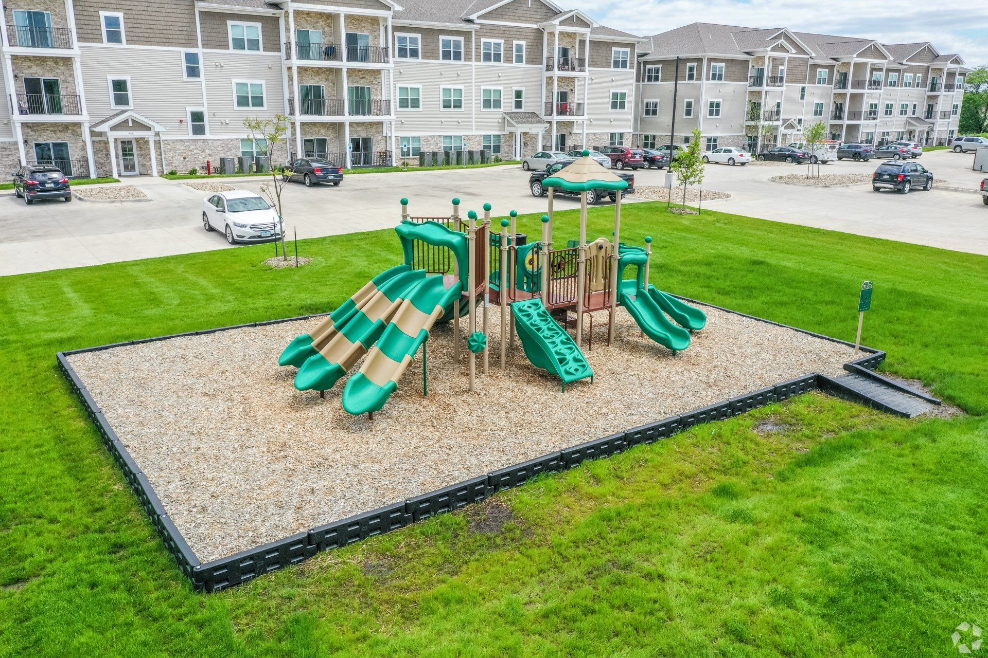 Hidden Creek Apartments Exterior Rendering