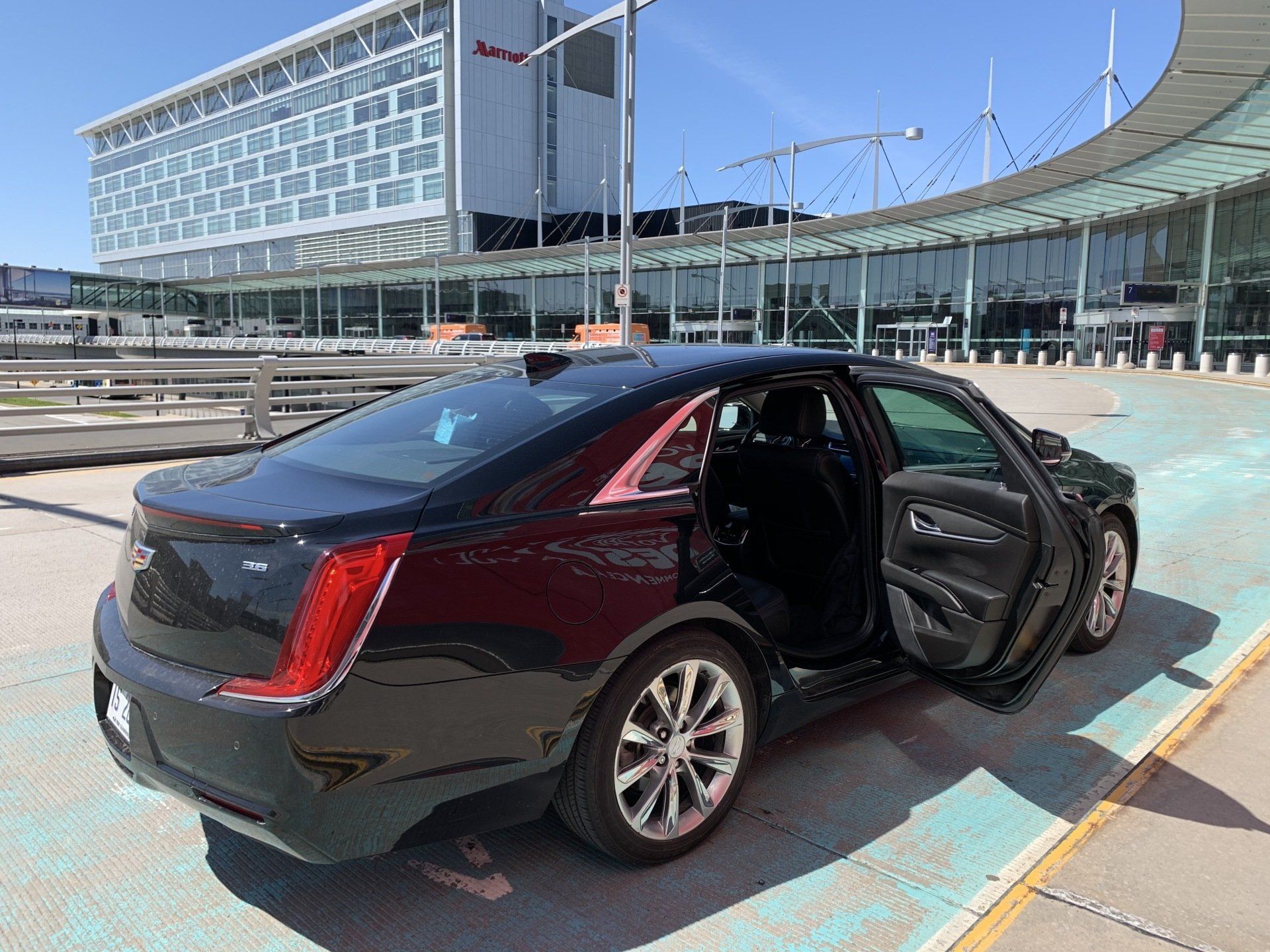Montreal airport limousine service