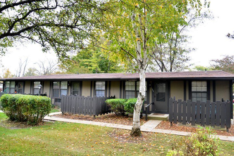 Aster Court Apartments