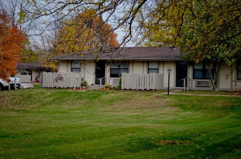 Cedarwood Apartments