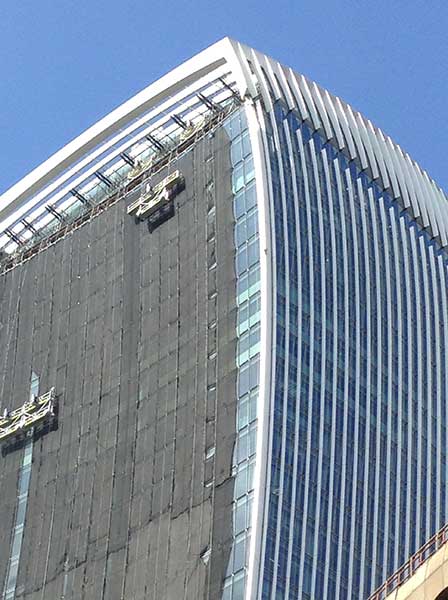 Giraffe Access cradles with wire winders providing facade access to Fenchurch Street