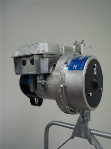 Cradle hoist
