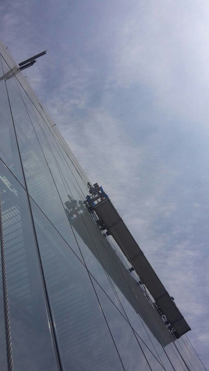 Suspended Platform access at Leadenhall Cheesegrater