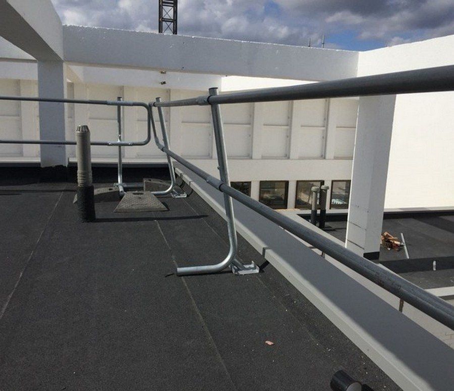 Fall protection railings