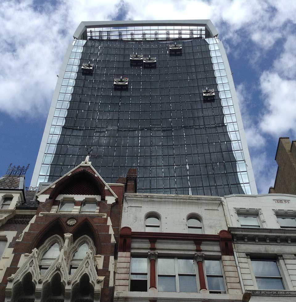 Giraffe cradles with wire winders providing facade access to Fenchurch Street