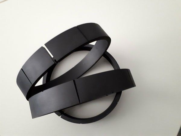 tre fasce elastiche in PTFE