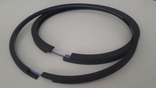 produzione di fasce elastiche in PTFE