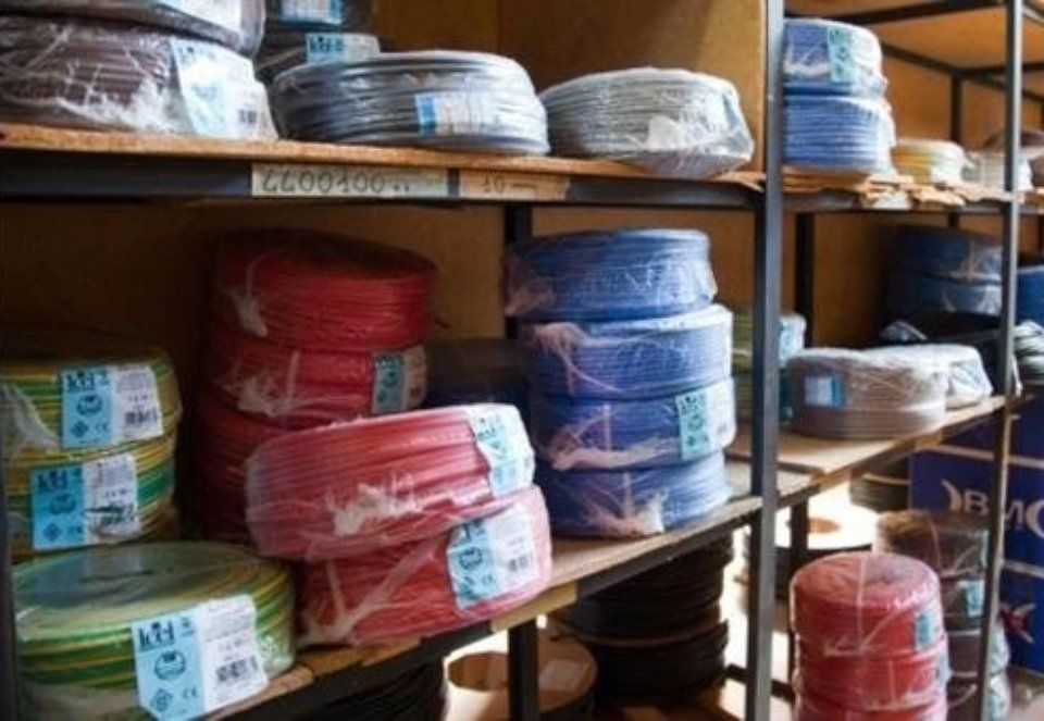 Materiale elettrico