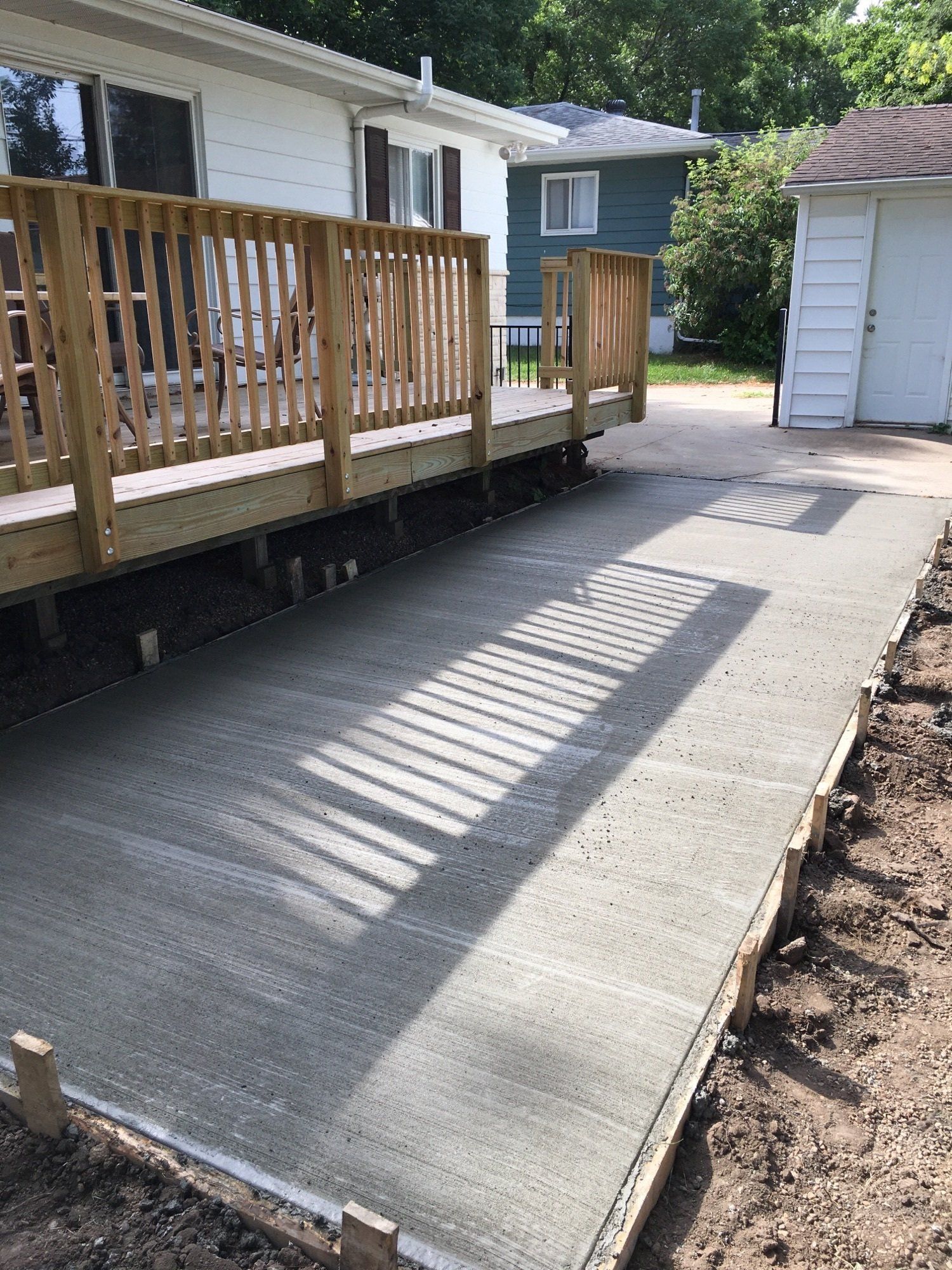 Durable Concrete Patio Construction Waverly IA