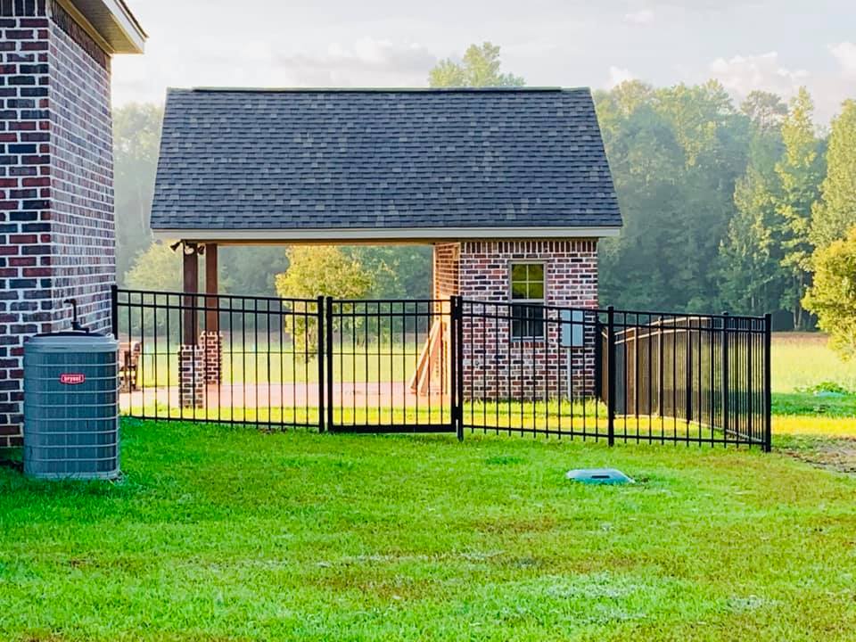 Aluminum Fence โ Hattiesburg, MS โ United Fence Co
