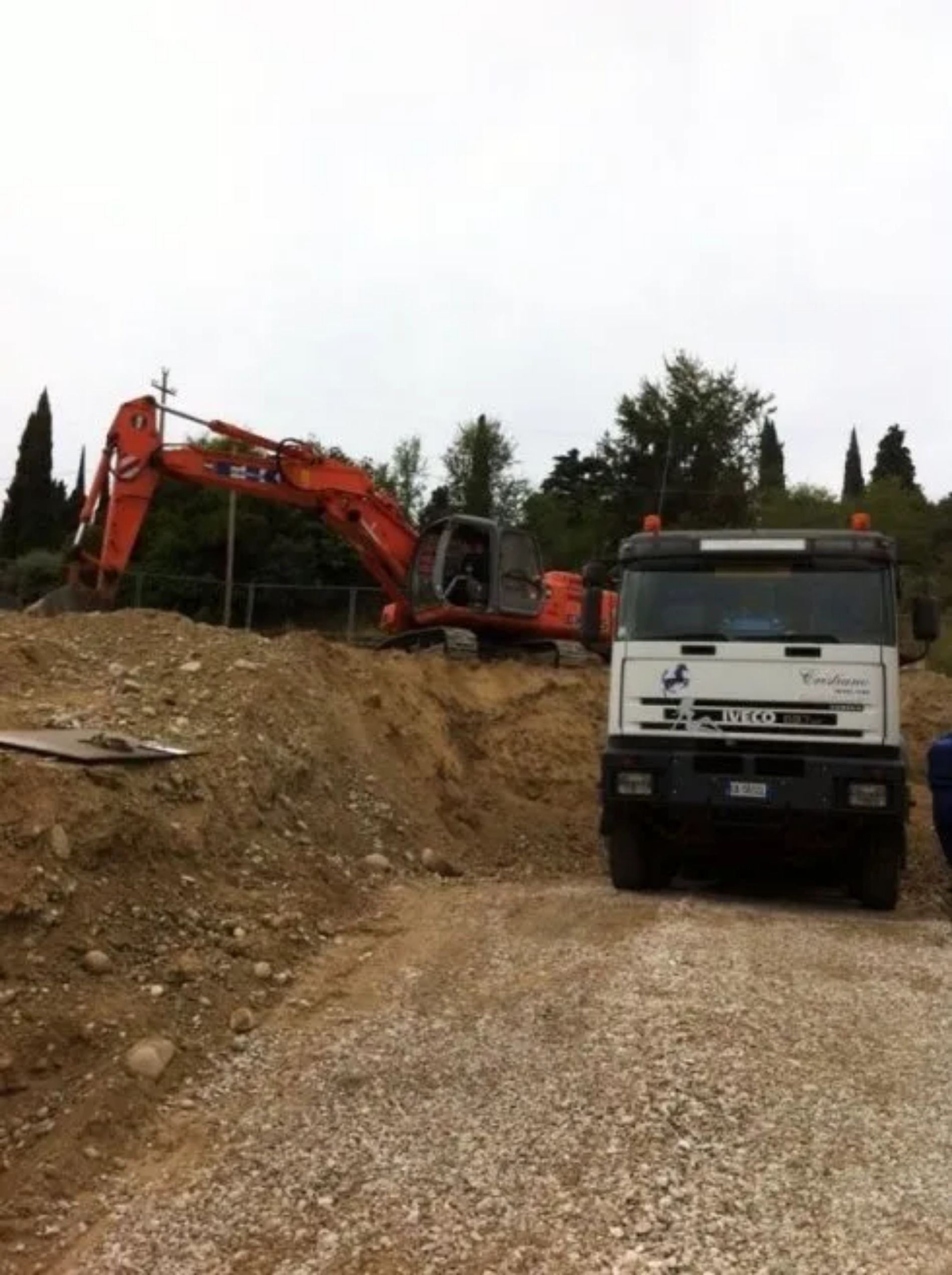 lavorazione di terreno per il settore agricolo