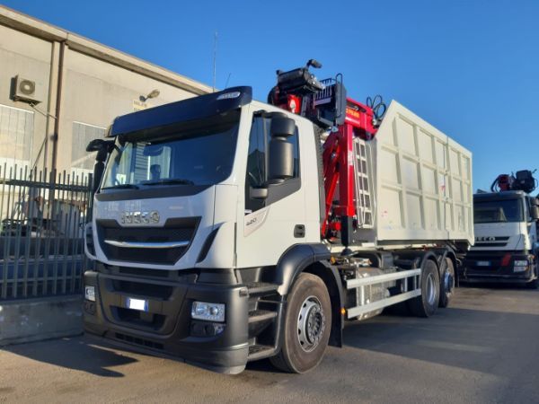 camion rifiuti