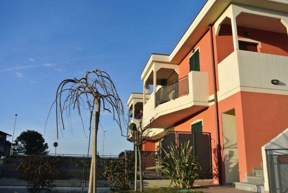 Casa e albero