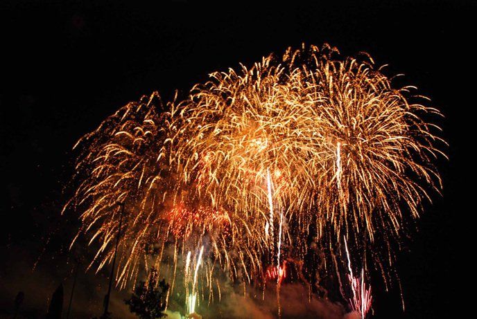 di fuochi artificiali multicolore