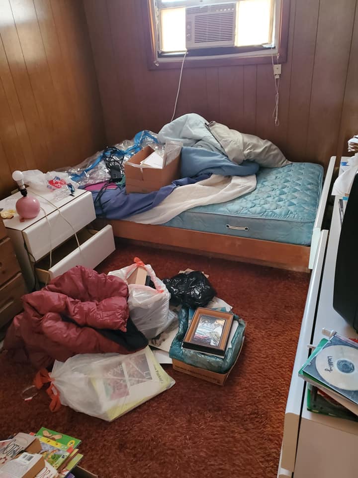 Bedroom Cleanout — Pittsburgh, PA — Junk Magician