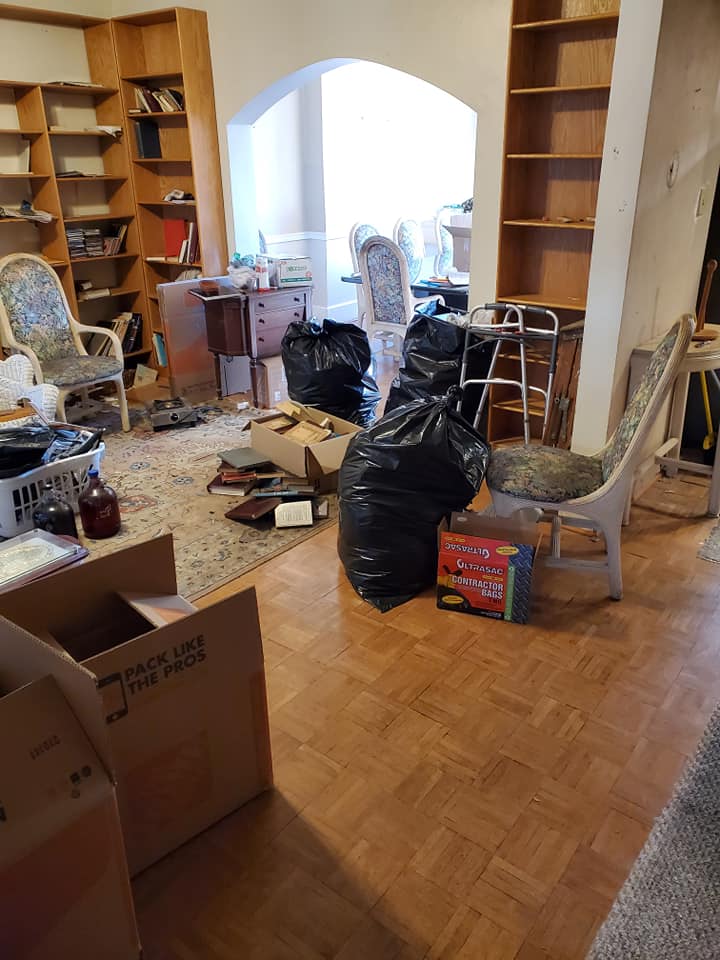 Living Room Cleanout — Pittsburgh, PA — Junk Magician