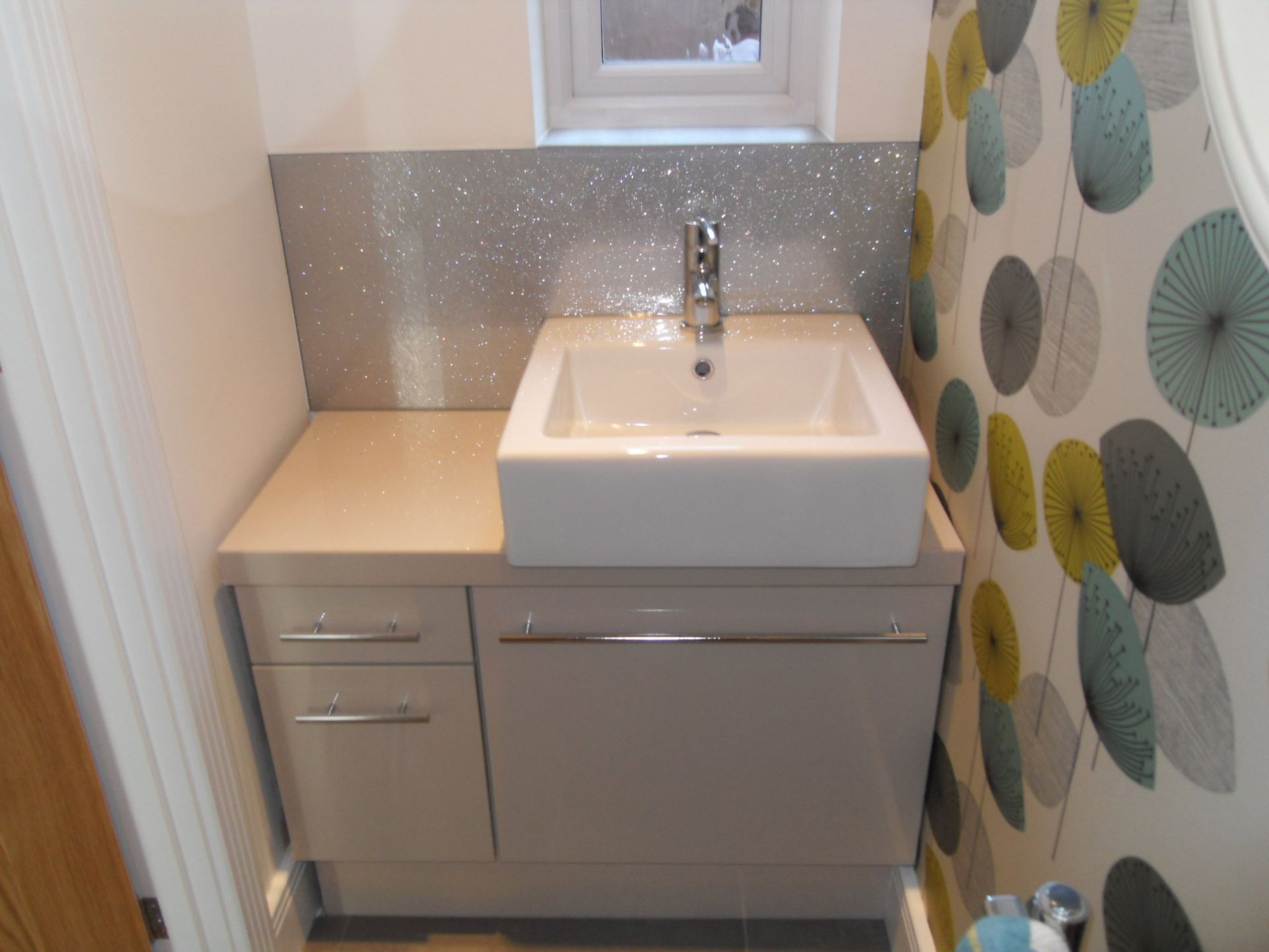 glass splashback