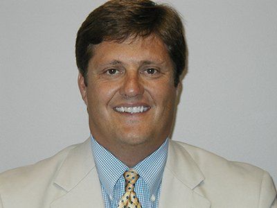 Thomas E. Raisbeck