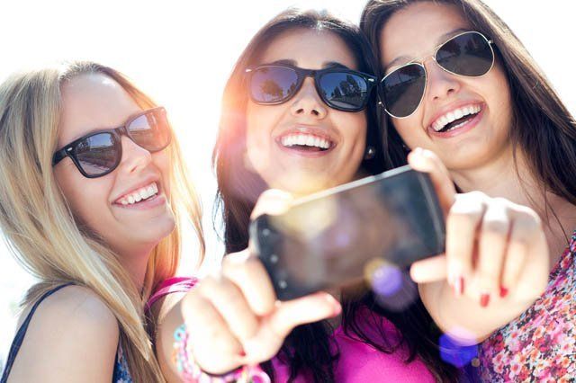 young girls selfie three young woman taking selfie