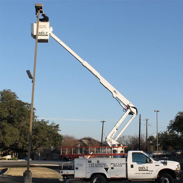 Electrician in San Antonio, TX