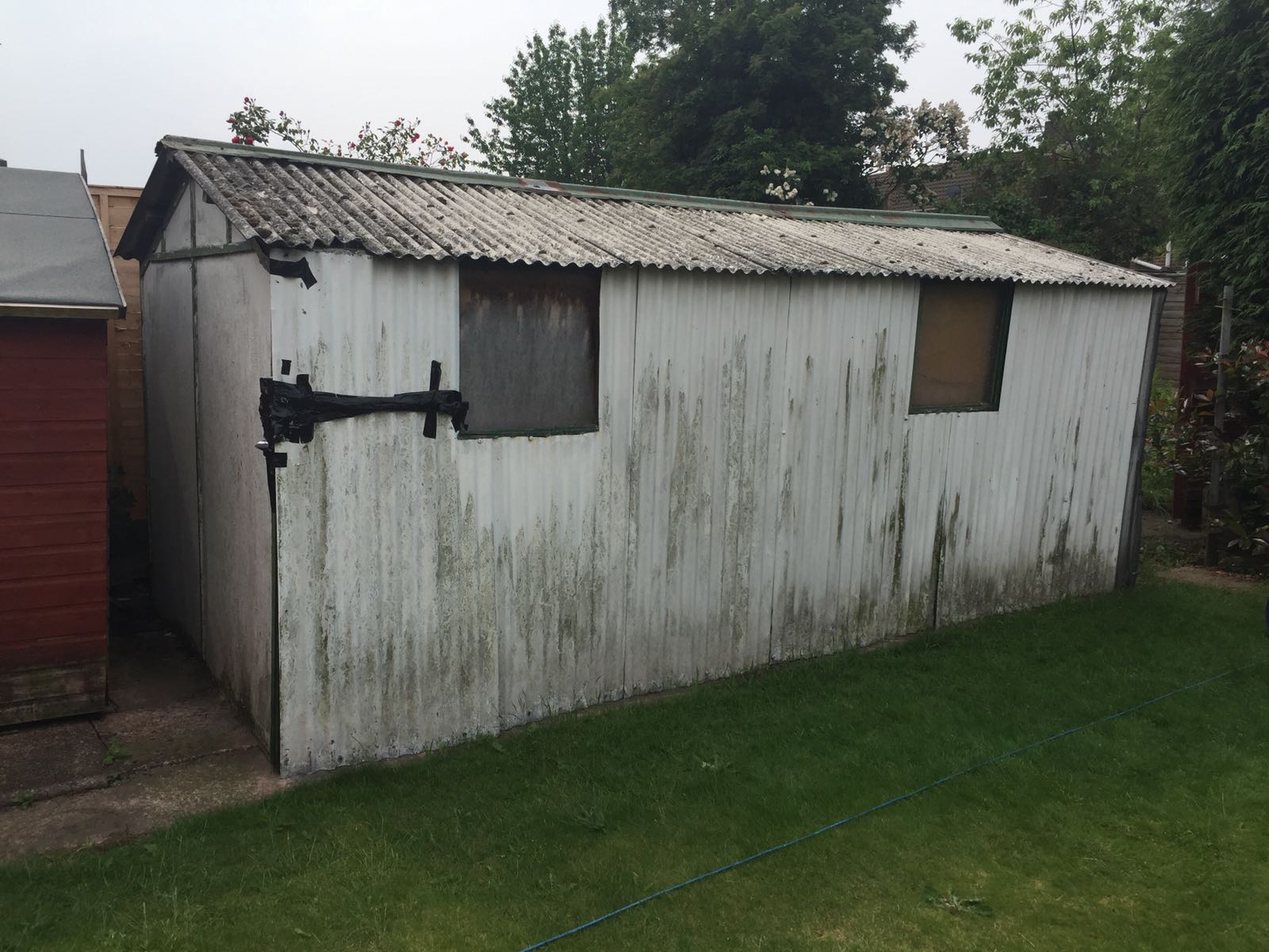 Asbestos roof