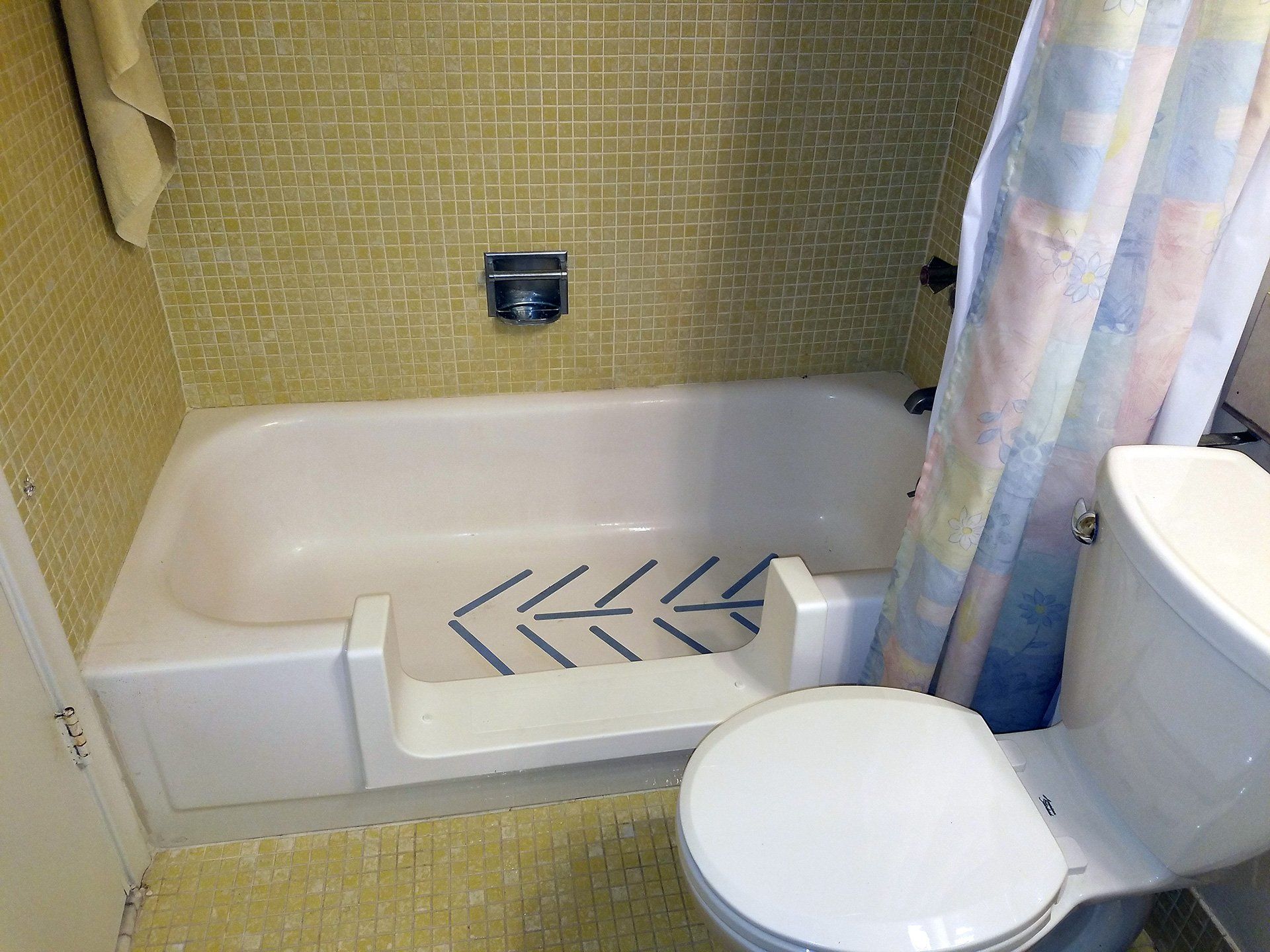 CUT AND BATHE