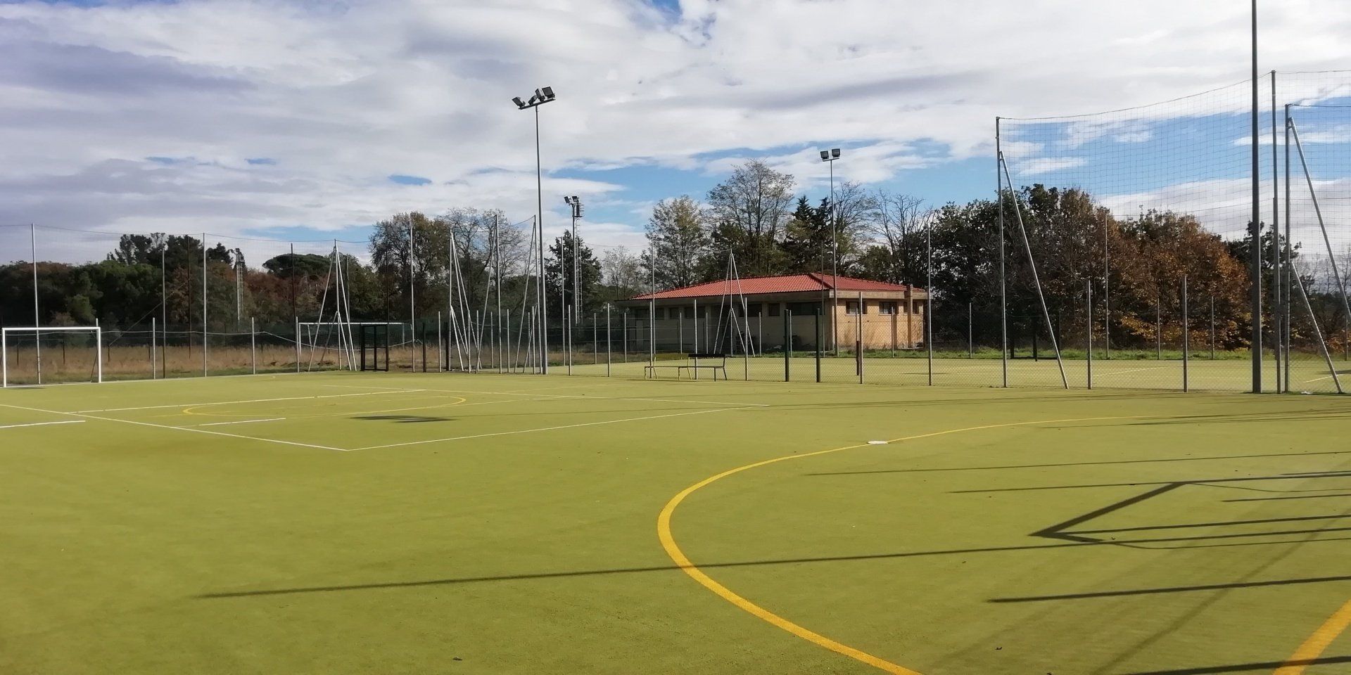 campo da gioco recintato