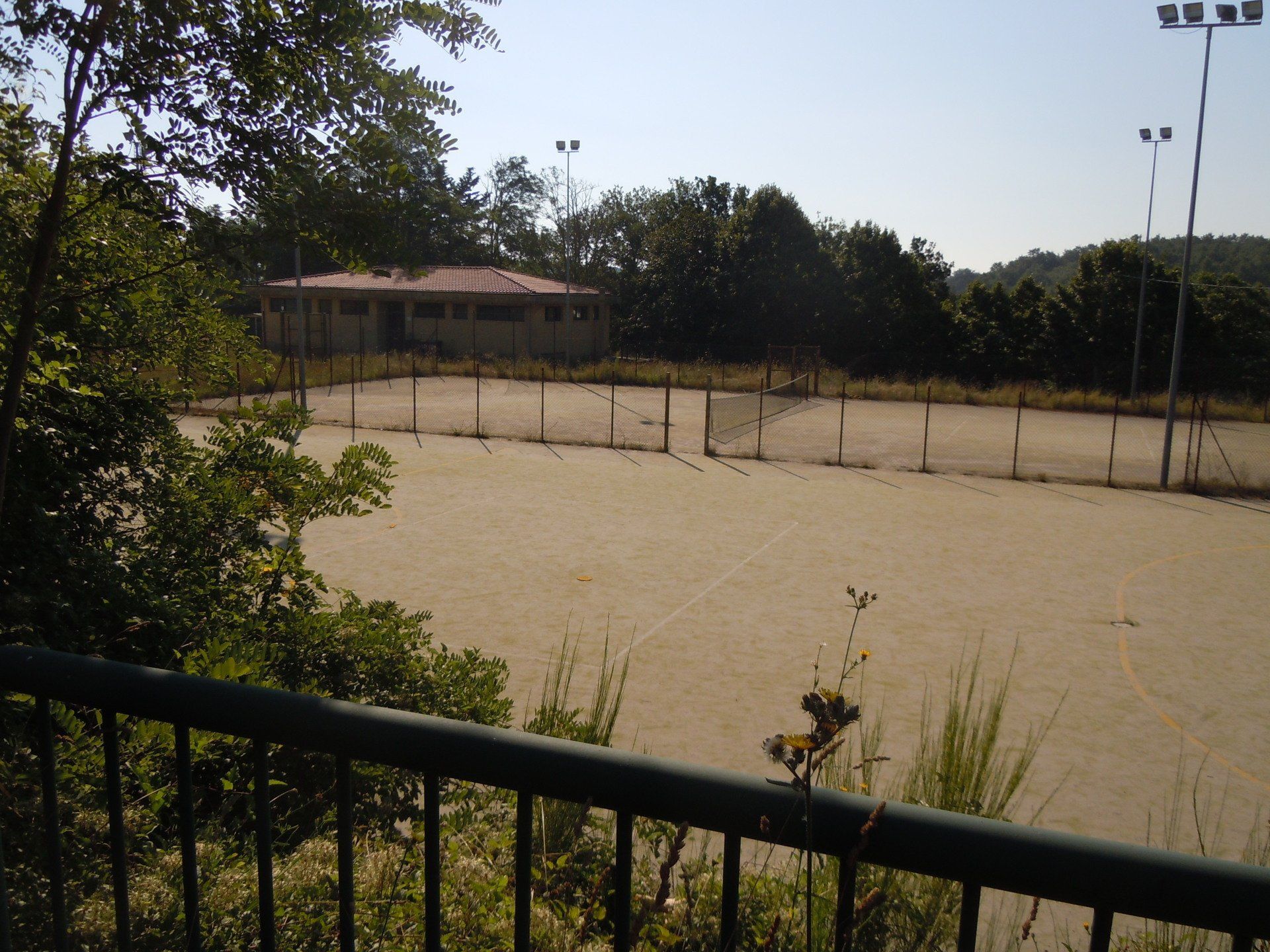 rigenerazione campo da calcio