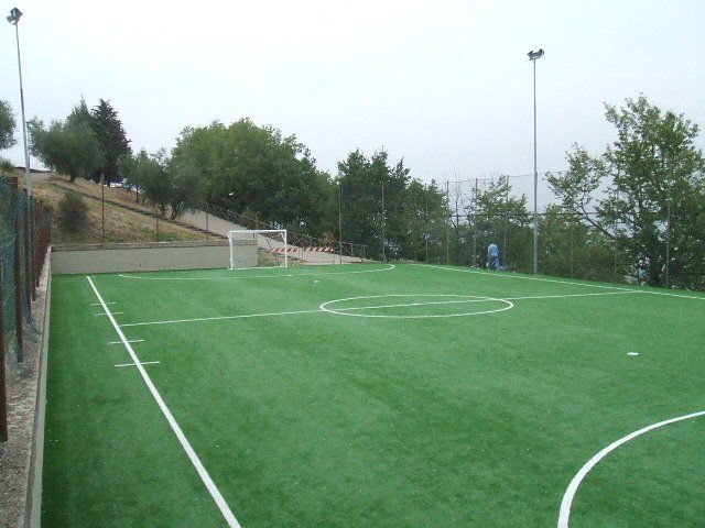 Campo da calcio in erba sintetica