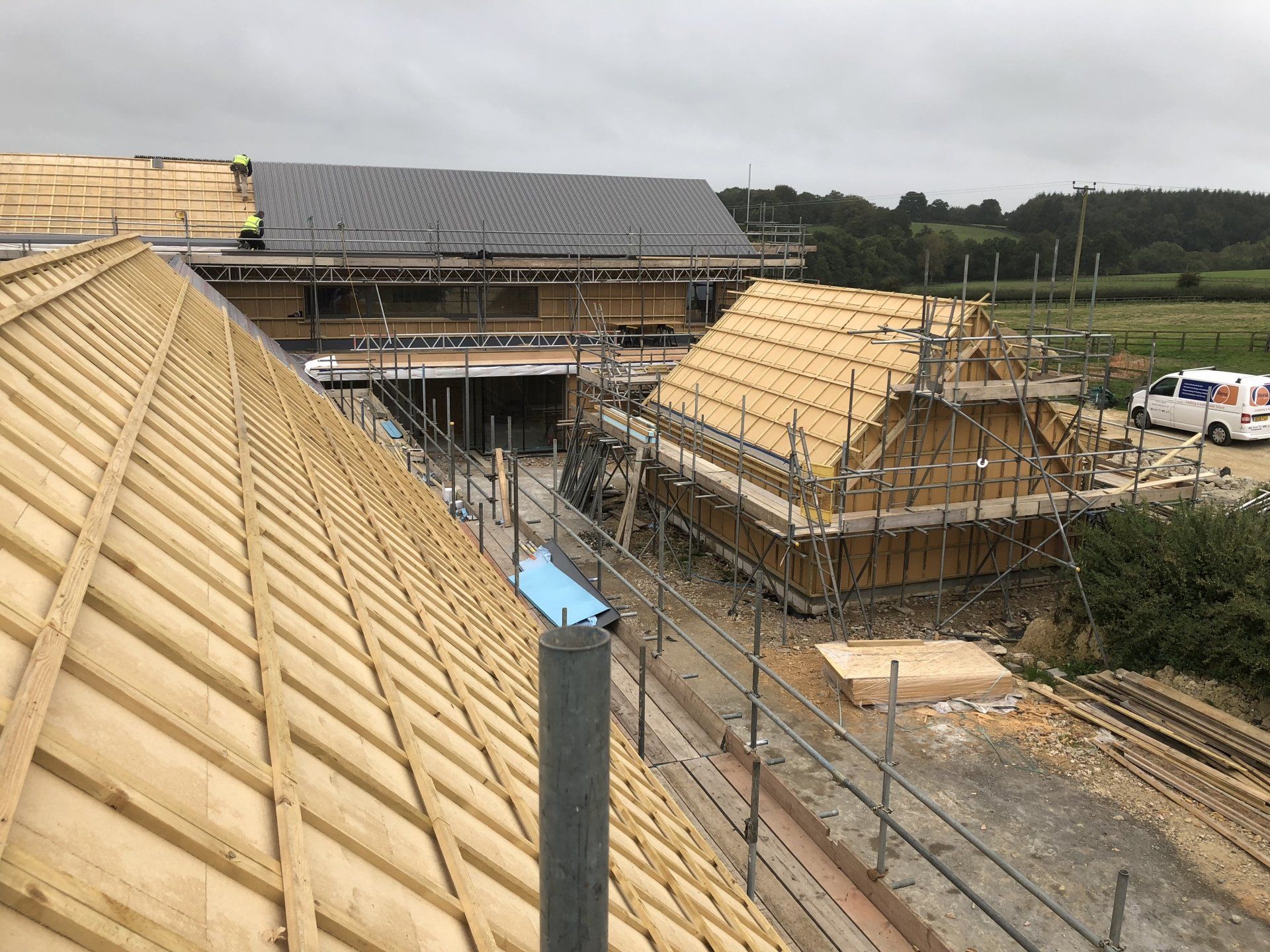 Lingfield Construction. Timber Frame. Builder. Building contractor. Construction. Carpentry. Carpentry contractor. Extensions. New builds. Timber frame fabrication and erection. Design and build. Kitchen installations. Horsham. Surrey. Reigate. Redhill. Dorking. Crawley. West Sussex. Cranleigh.