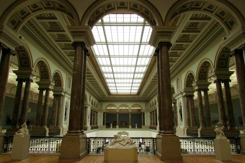 BIORGANIC traiteur événementiel gastronomique 100% Bio à Bruxelles, Musée Royaux des Beaux-Arts  un cadre prestigieux pour votre anniversaire, baptême, conférence, fetes de famille, fete entreprise, mariage
