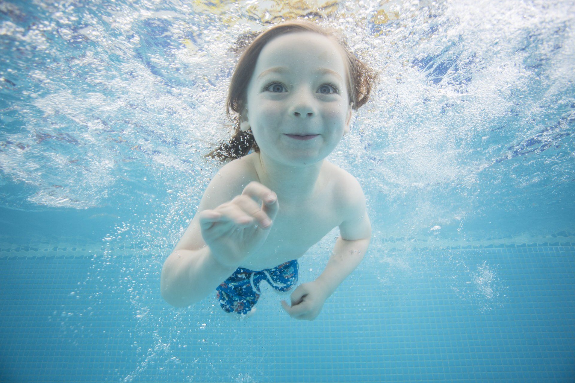 Pre-schoolers swimming classes