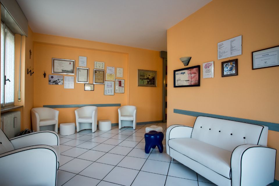 sala di attesa dello studio dentistico