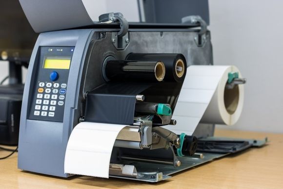 Stampa automatica etichette autoadesive