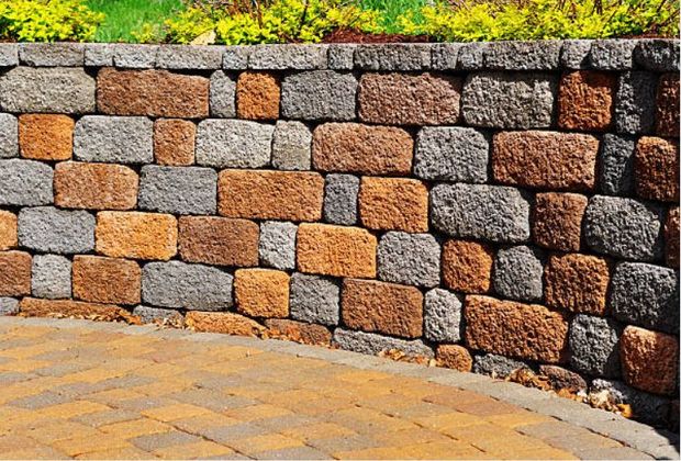 Retaining Wall Contractor Deltona FL