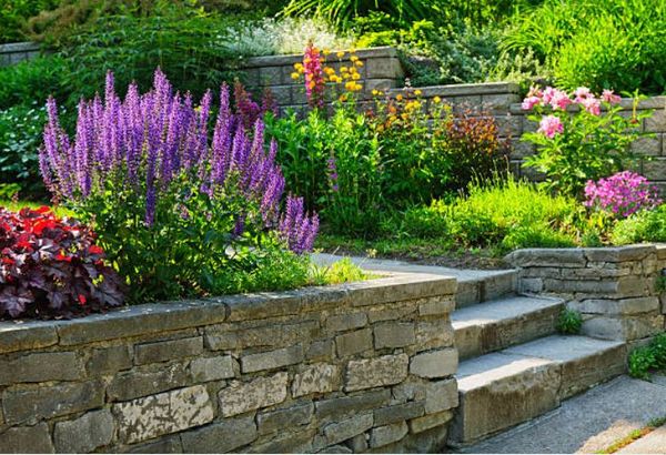 retaining wall contractor deltona FL